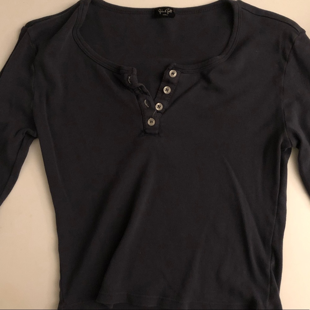 BRANDY MELVILLE NAVY BLUE HENLEY LONG SLEEVE